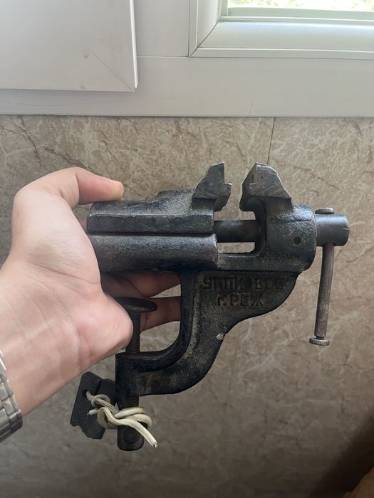 Продам Тиски советские