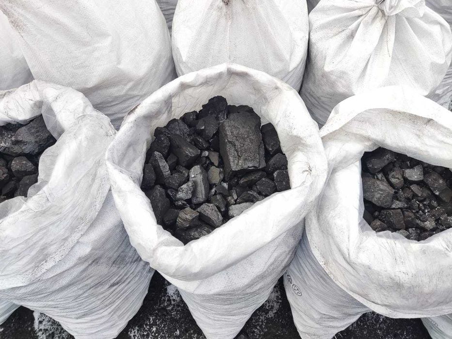 Уголь Шубаркуль , цемент  Песок, Щебень в мешках