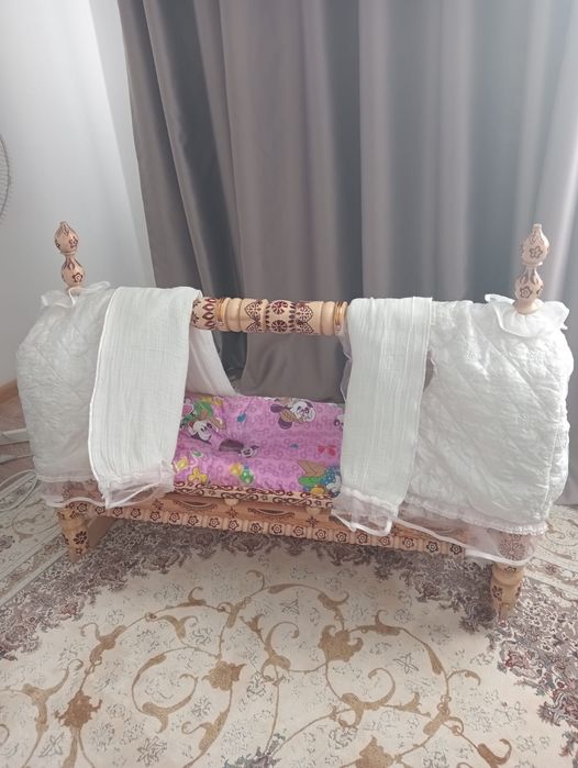 Бесик / Бесік продам