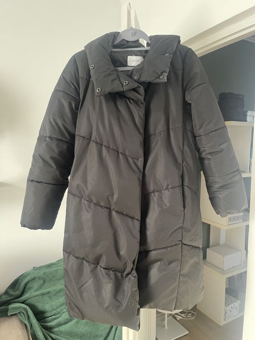 Geaca neagra Reserved