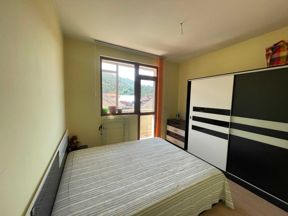 Продава се Тристаен апартамент в Благоевград, Широк център - 80 кв.м за 2188 €/кв.м - Снимка #2