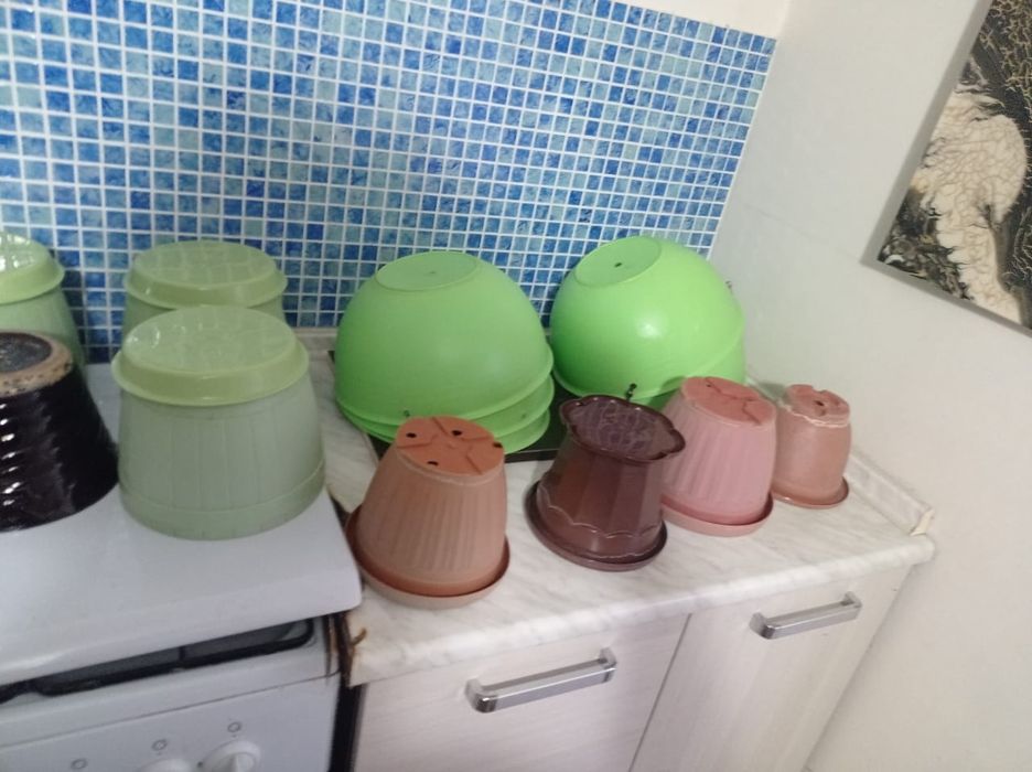 Продам горшки бу