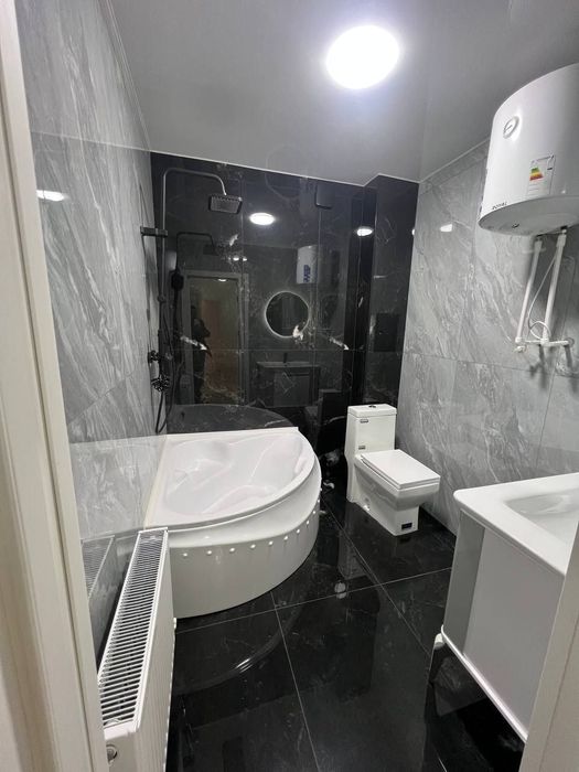 Продается 2 комнатная квартира 5мик