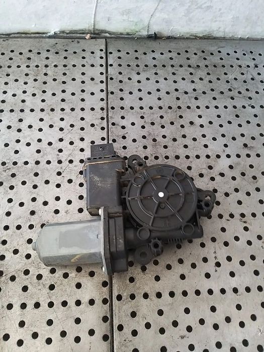 Motoras macara geam dreapta fata alfa romeo giulietta 940 72019003 5000884