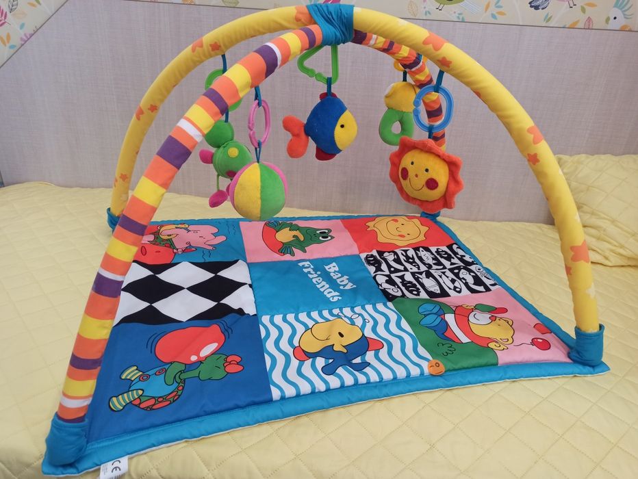 Активна гимнастика за бебе