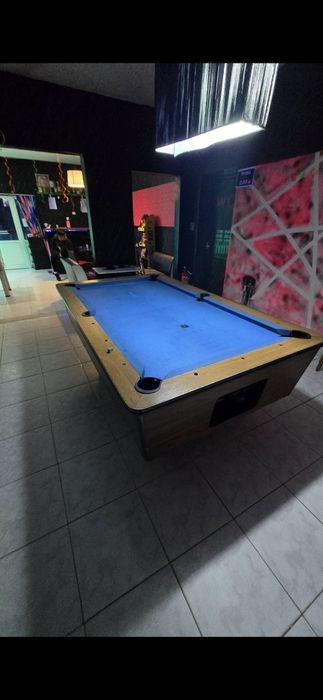 Билярдна маса 7 фута