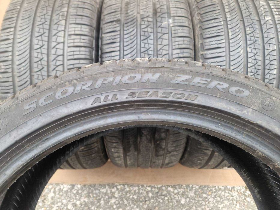 4 Pirelli R23 285/40
Всесезони гуми 
DOT3822