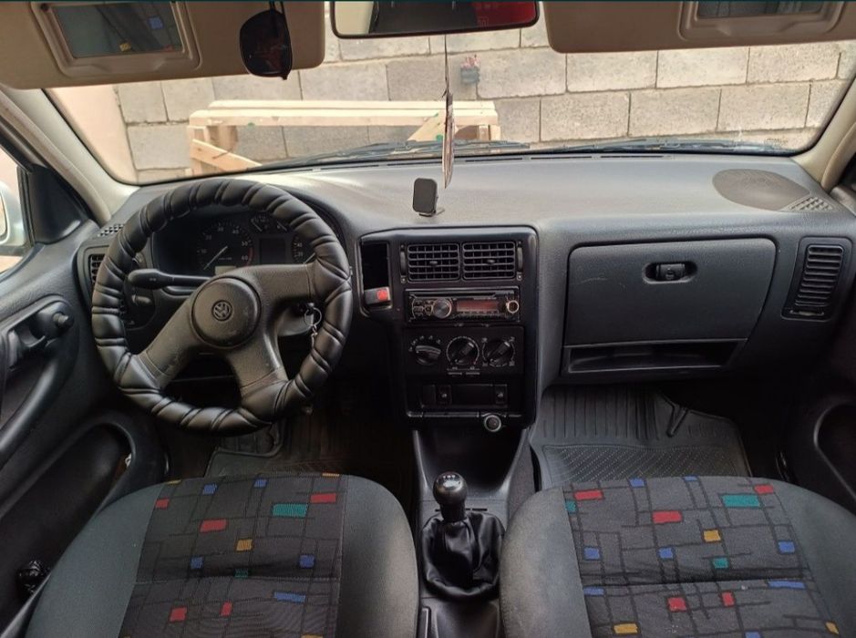 Продается VW Polo 99г 1.6