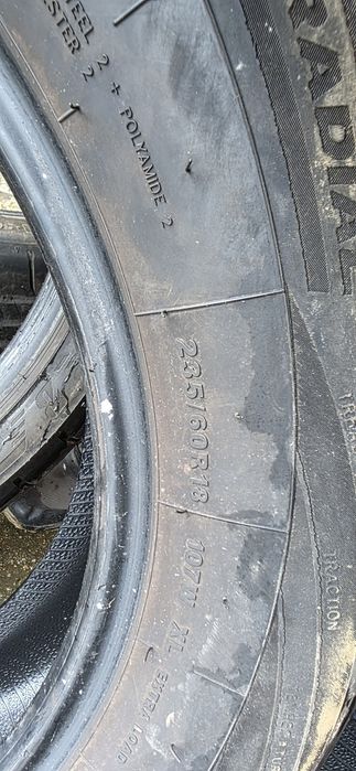 Гуми 4бр 235/60/18 - 1бр  - 135лв