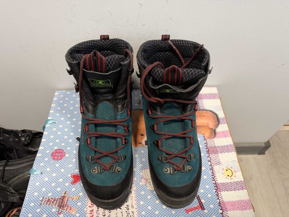 ''Salomon Super Mountain''оригинални дамски зимни боти 40 номер