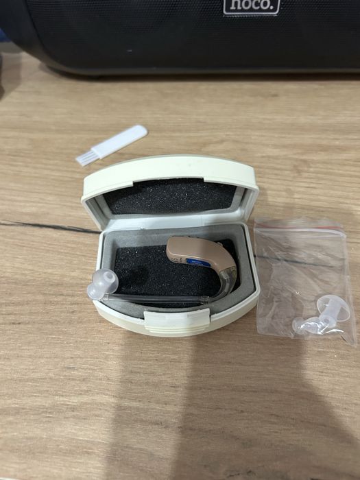 Продам слуховой аппарат.