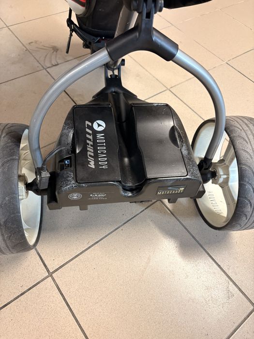 vand urgent set crose golf cu carucior electric