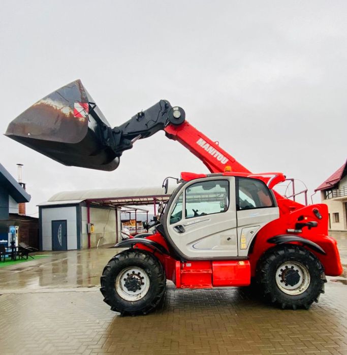 Manitou MHT 790  ridica 9 t