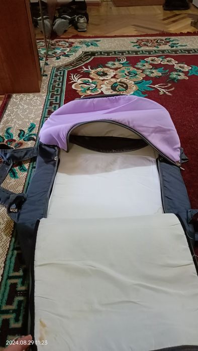 Продаются детские принадлежности на косяку и для переноски.