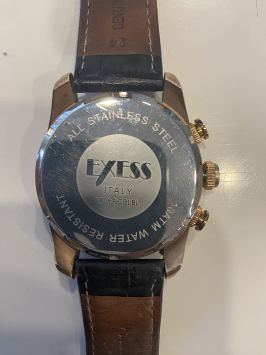 Exess Italy (Модел: 2X08 RGBLBL); Polo Louis (Модел: 7070-D18 ; Casio W-96H