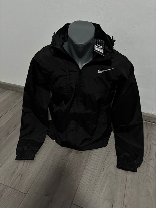 Geacă de vară Nike!