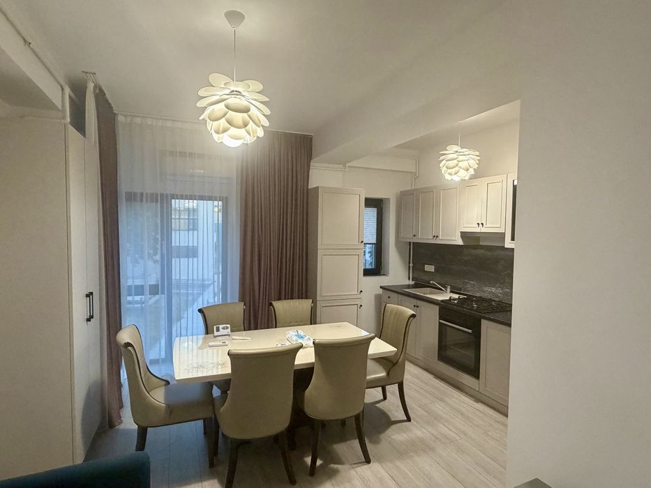 Inchiriez apartament 2 camere bloc nou langa spitalul judetean