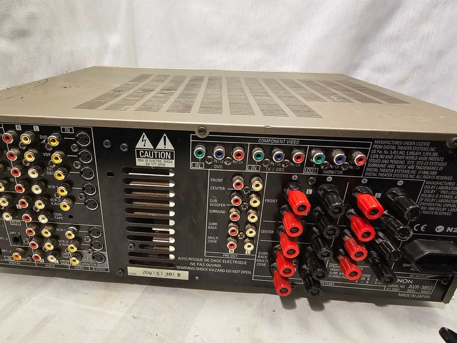 Defect statie DENON AVR-3802 Champagne nu porneste