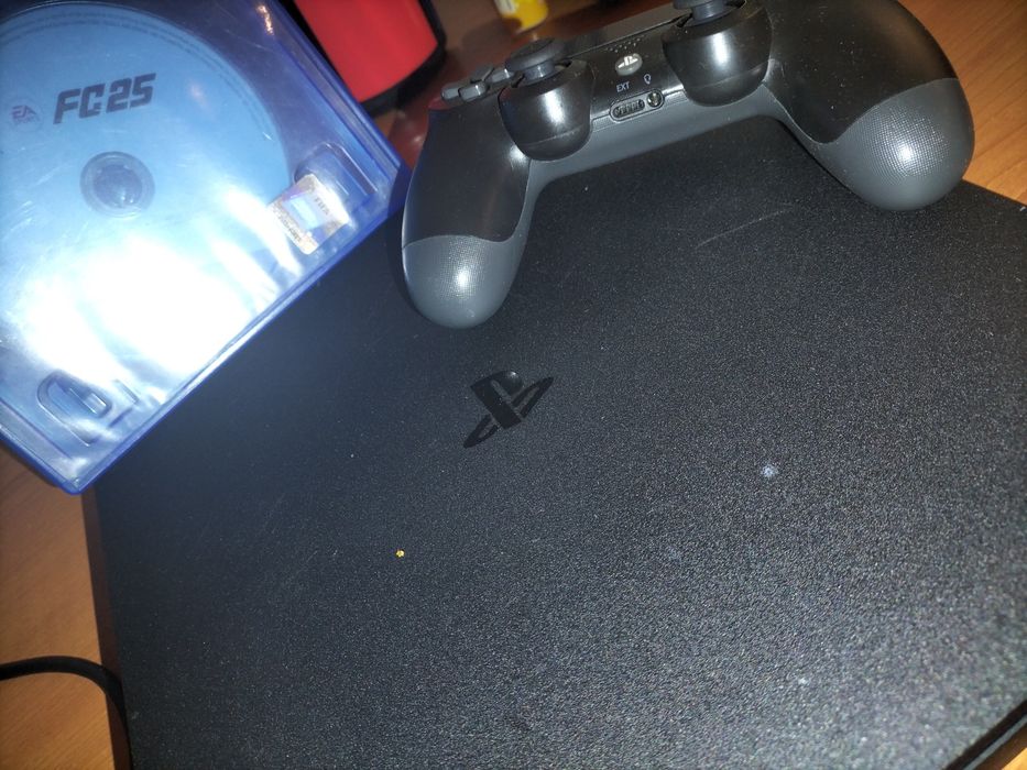PS 4+manetă+FC 25