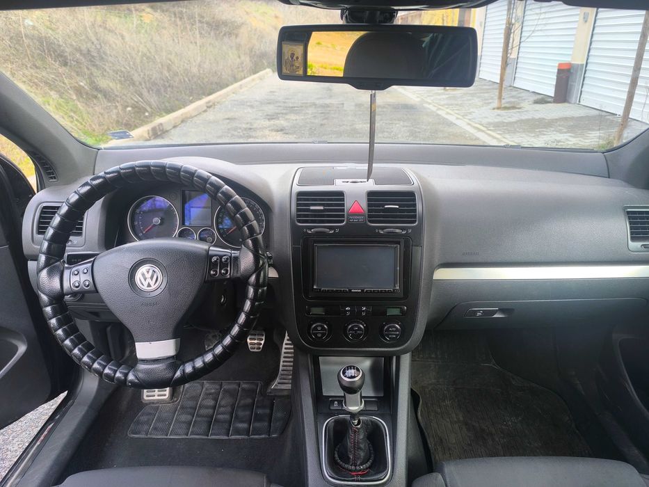 Volkswagen Golf 5 GTI