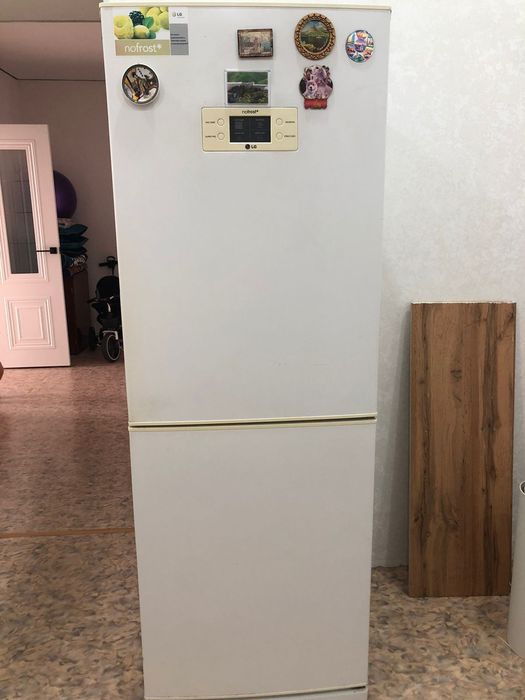 Продам холодильник