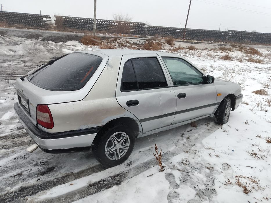 Продам Нисан Санни