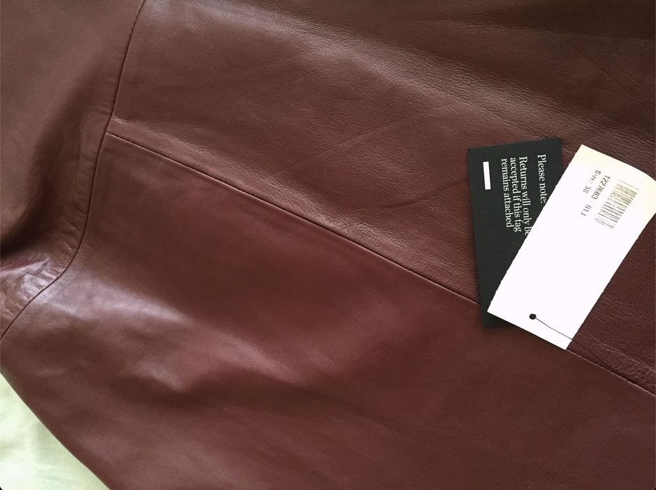 Кожена рокля Remain, М, нова