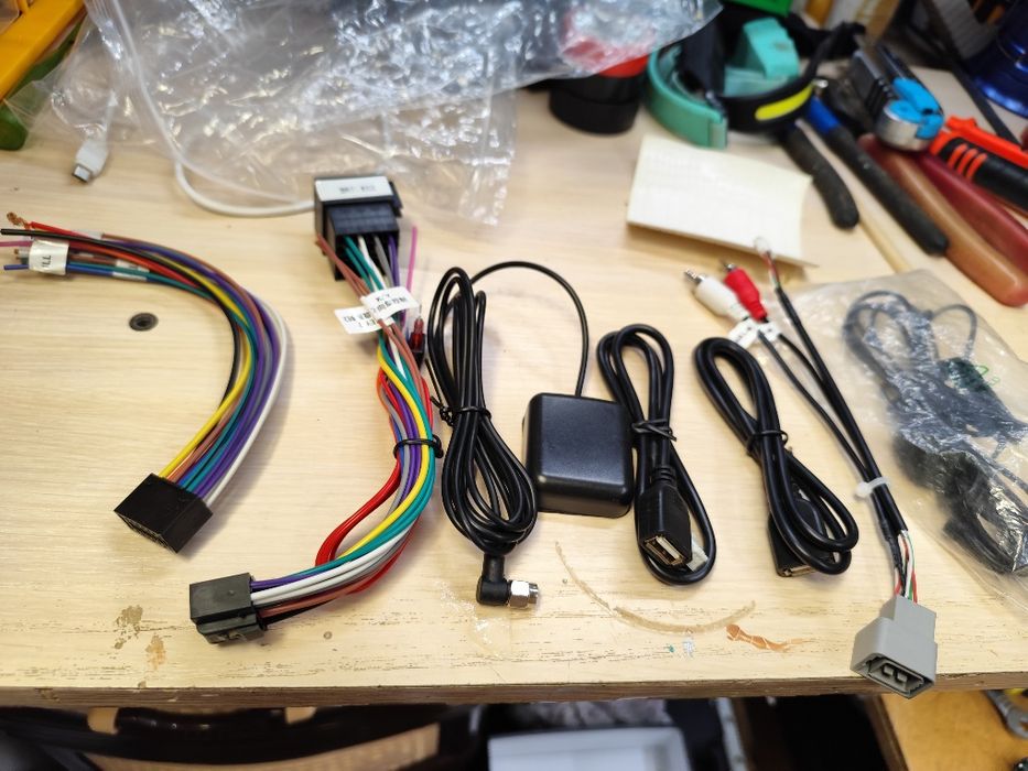 Продам андроид магнитолу