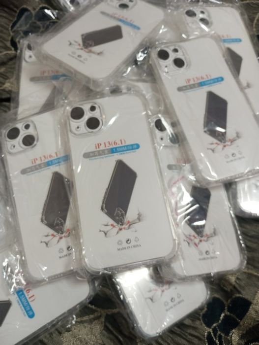 Чехол для iphone 13