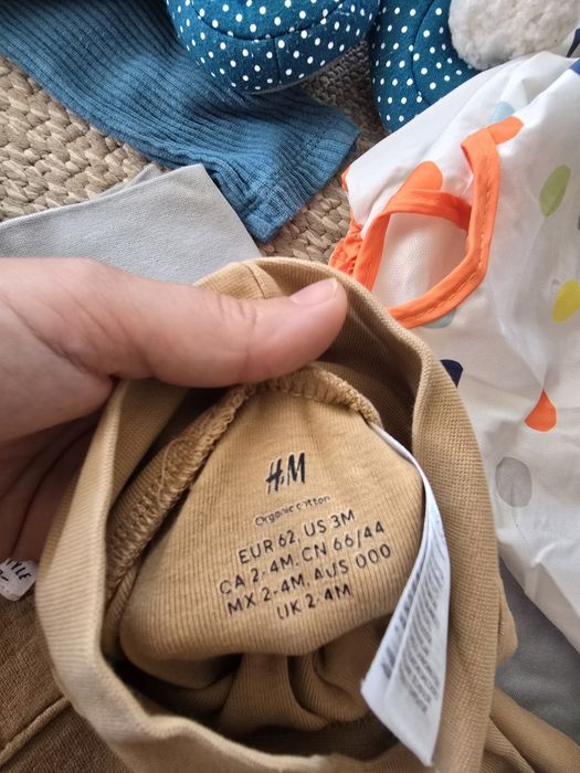 Lot haine baietel, H&M, marimea 68