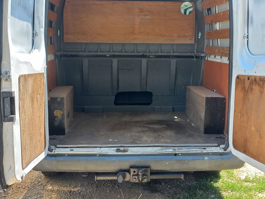 FORD Transit 2011 — imagine 2
