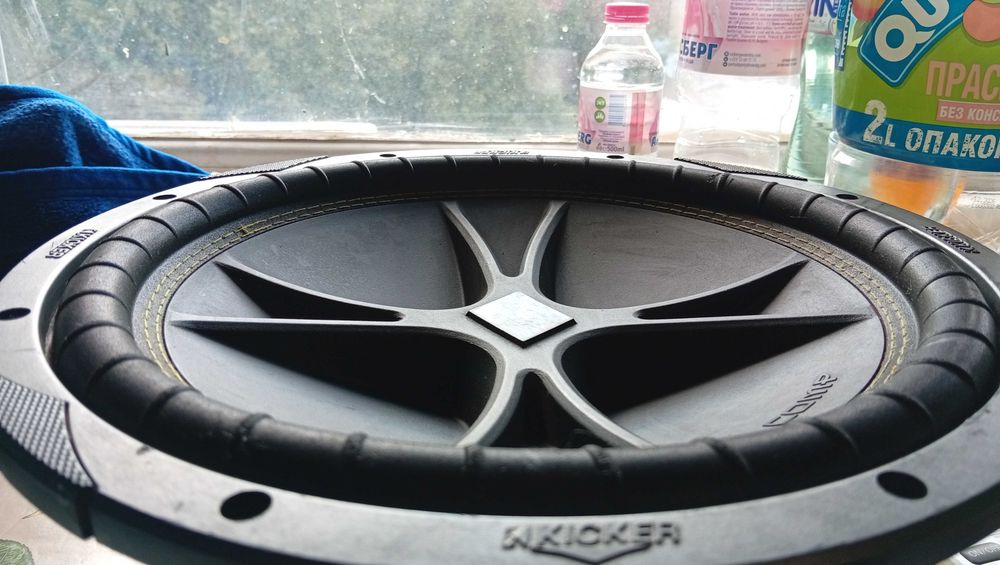 Басс Kicker 2x12 rms2x300