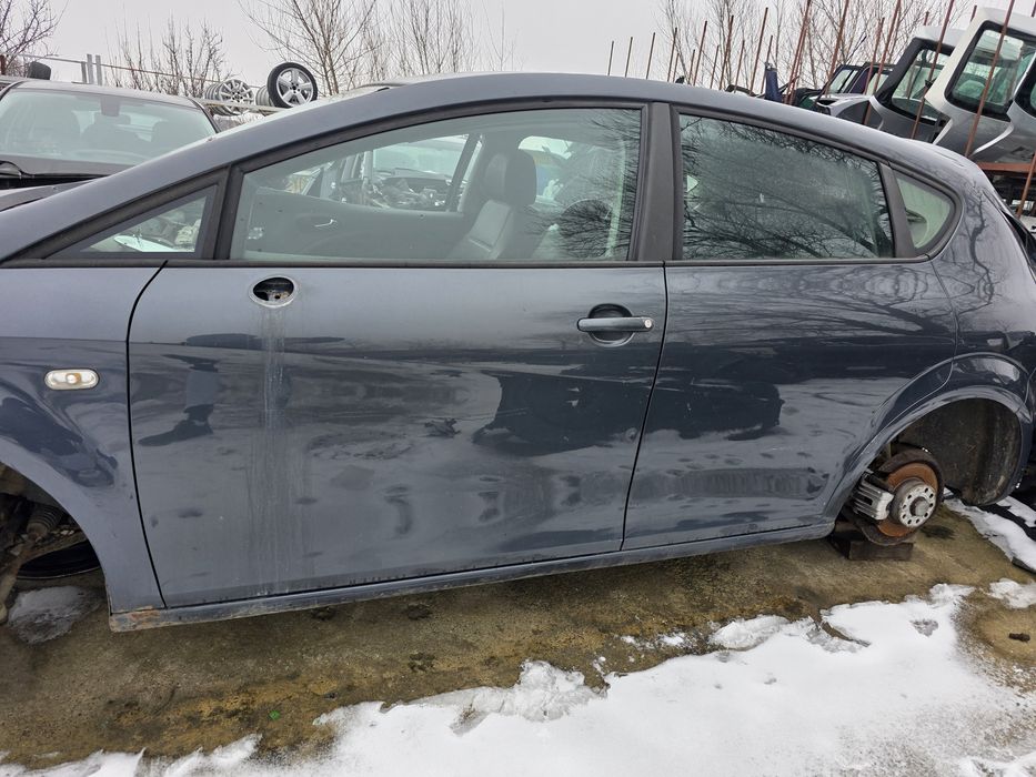 Portiera Stanga Seat Leon in stare bună