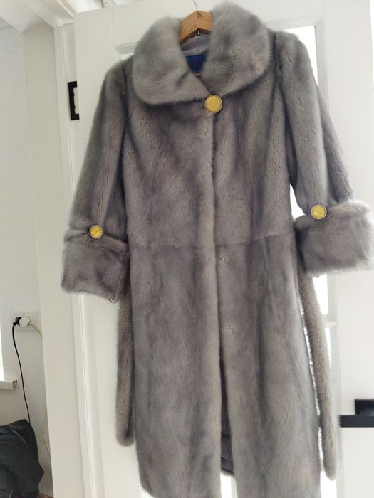 Шуба норковая, цельнокройная