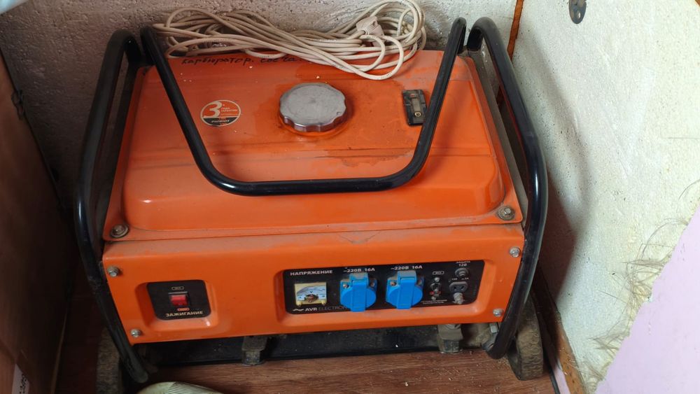 Продам мотор для света