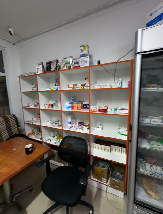 Продам шкафы (договорная)