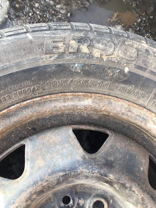 Продам запаску на Ауди 80 196/65/14
