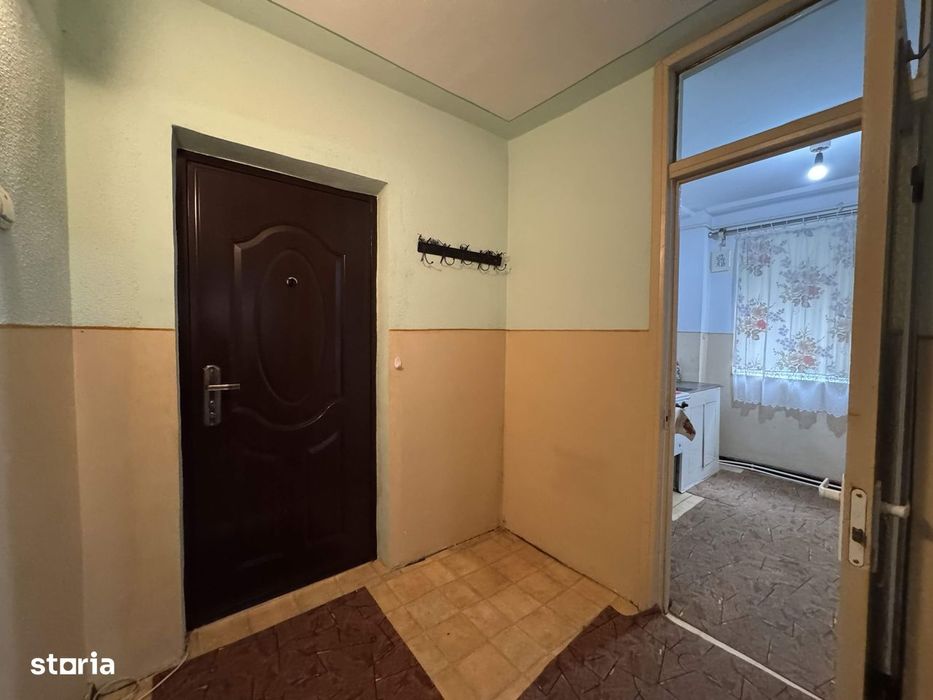 2 cam, et.1, 54 mp, Carrefour-Aleea Muncii