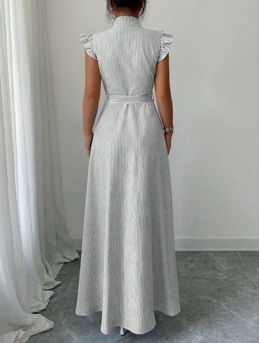 Дълга рокля с камъни и колан