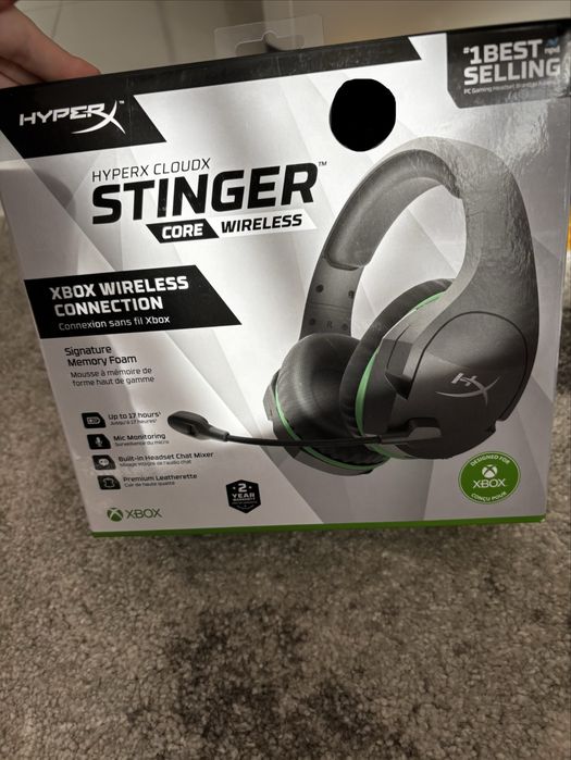 Безжична слушалка с микрофон Hyperx Cloudx Stinger Core