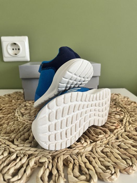 Маратонки Adidas