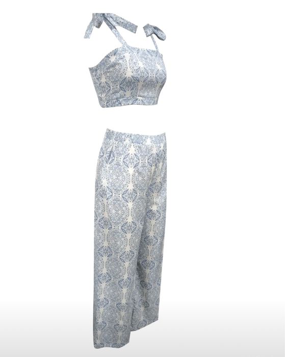 Брючный костюм