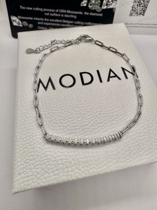 Сребърна гривна с мойсанит (Диамант)