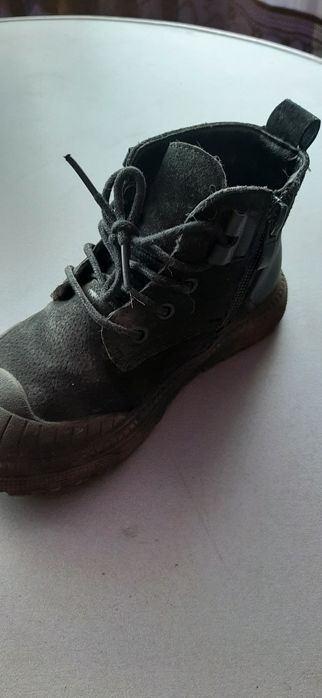 Продам ботинки...