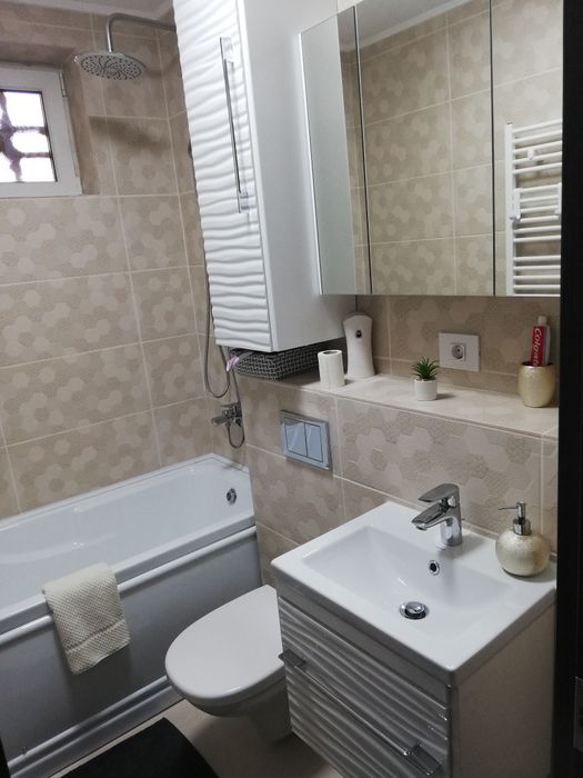 Închiriez apartament în regim hotelier Toplița ultracentral