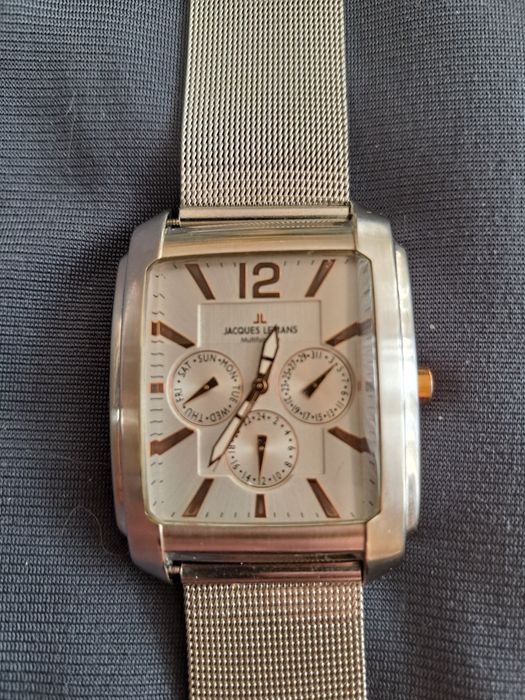 Часовник jacques lemans