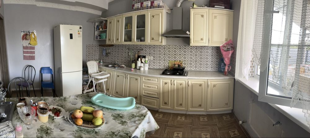 Кухонный гарнитур