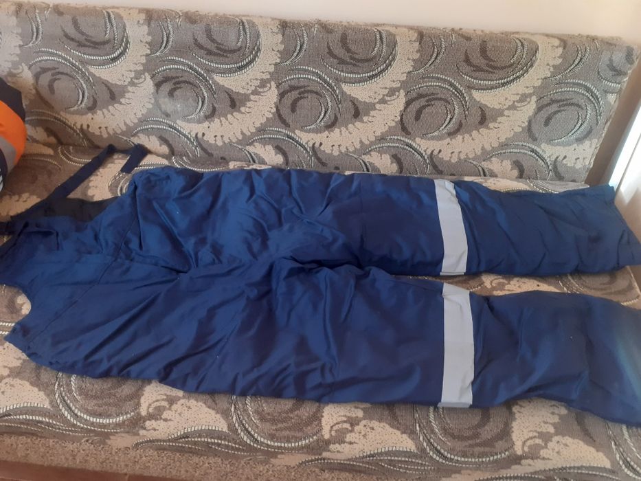 Продам спецодежду