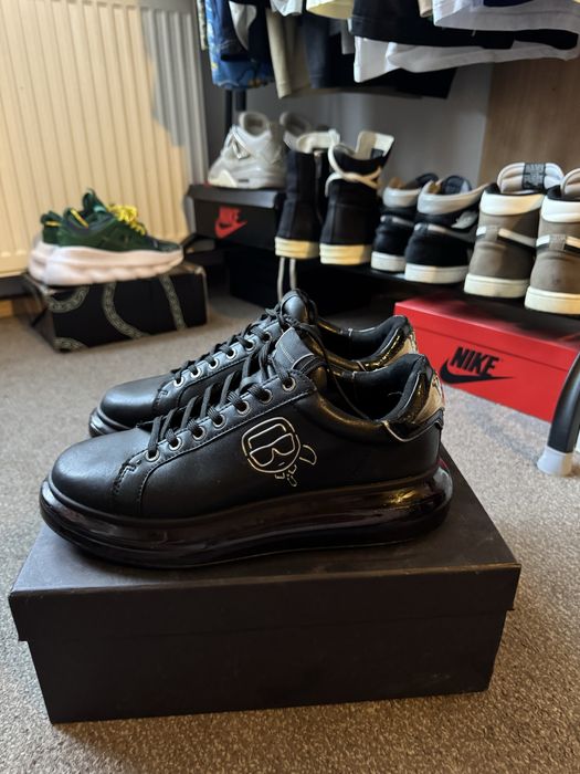 karl lagerfeld 42 CITITI DESCRIEREA !