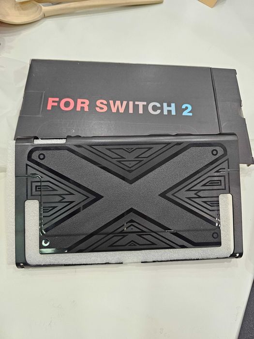 Nintendo Switch 2 Grip Case – тънък защитен кейс с X-pattern дизайн